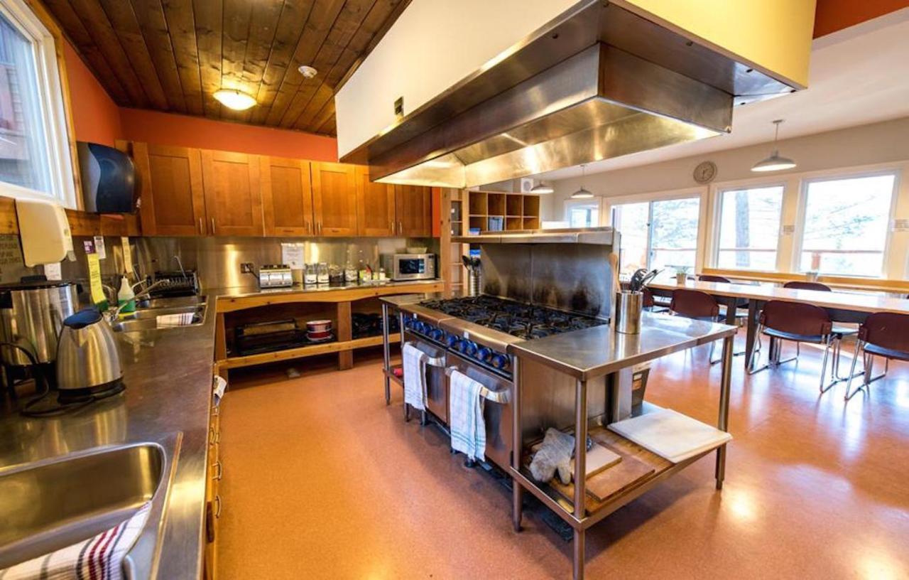 Canmore Alpine Hostel - Alpine Club Of Canada Εξωτερικό φωτογραφία