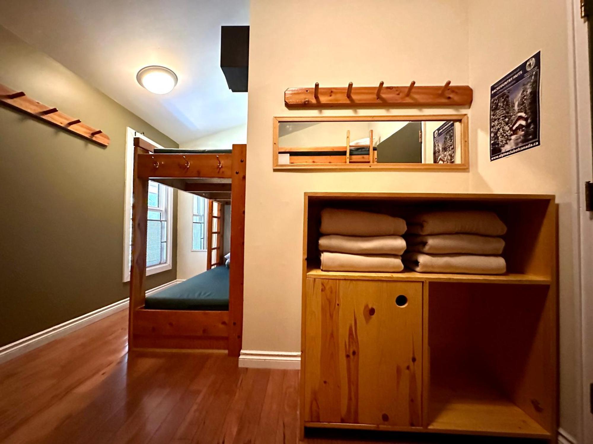 Canmore Alpine Hostel - Alpine Club Of Canada Εξωτερικό φωτογραφία