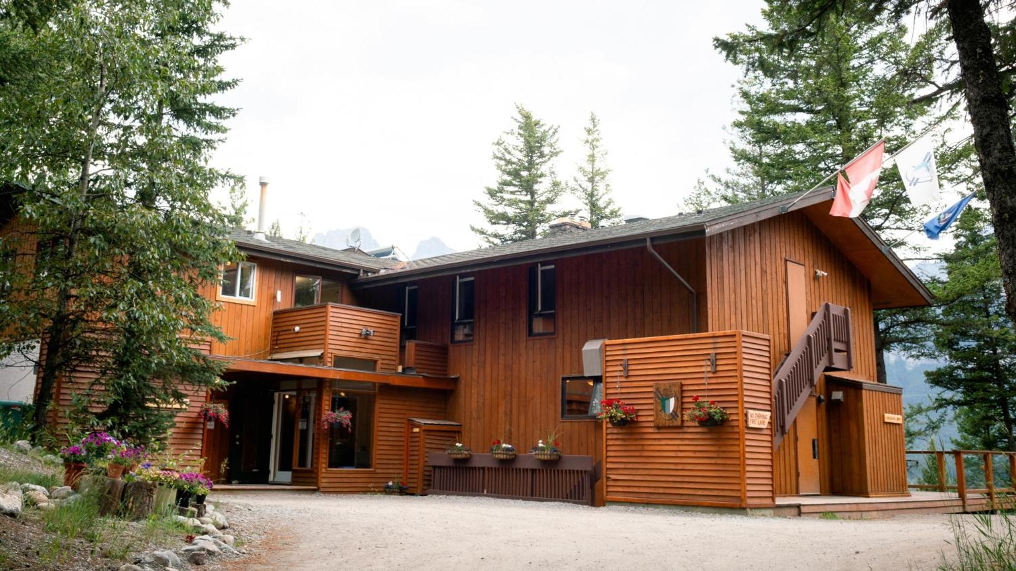Canmore Alpine Hostel - Alpine Club Of Canada Εξωτερικό φωτογραφία